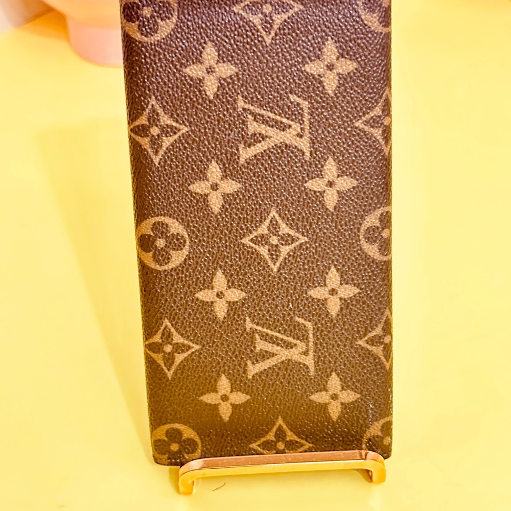 Louis Vuitton Brown Monogram clutch wallet - Picture 12 of 13